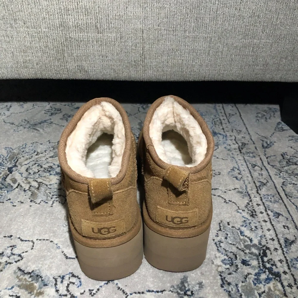 UGG Ultra Mini Platform Boots Chestnut